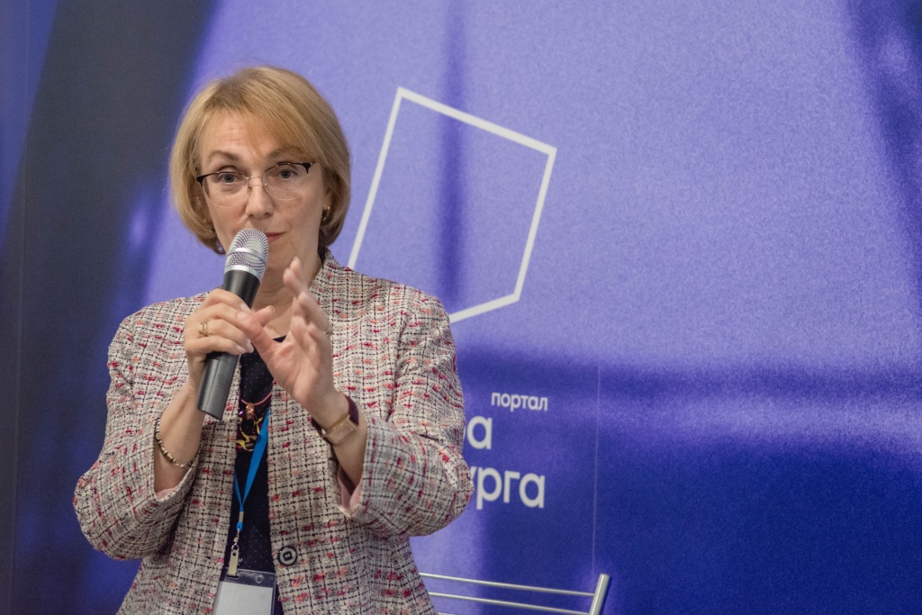 Директор СПб ГБУК «Государственная специализированная библиотека для слепых и слабовидящих» Ольга Юрьевна Устинова. Фото: Ирина Иванова. Директор СПб ГБУК «Государственная специализированная библиотека для слепых и слабовидящих» Ольга Юрьевна Устинова. Фото: Ирина Иванова.